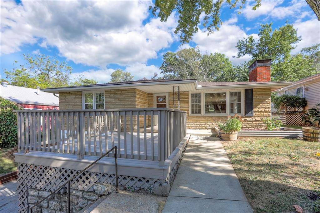 Independence, MO 64054,909 S Appleton AVE