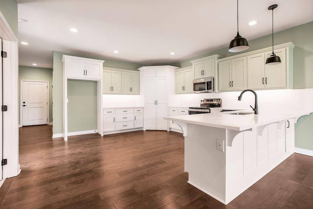 Shawnee, KS 66216,6145 Park ST