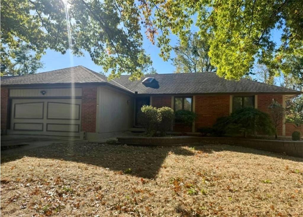 Blue Springs, MO 64015,3616 NW Dogwood DR