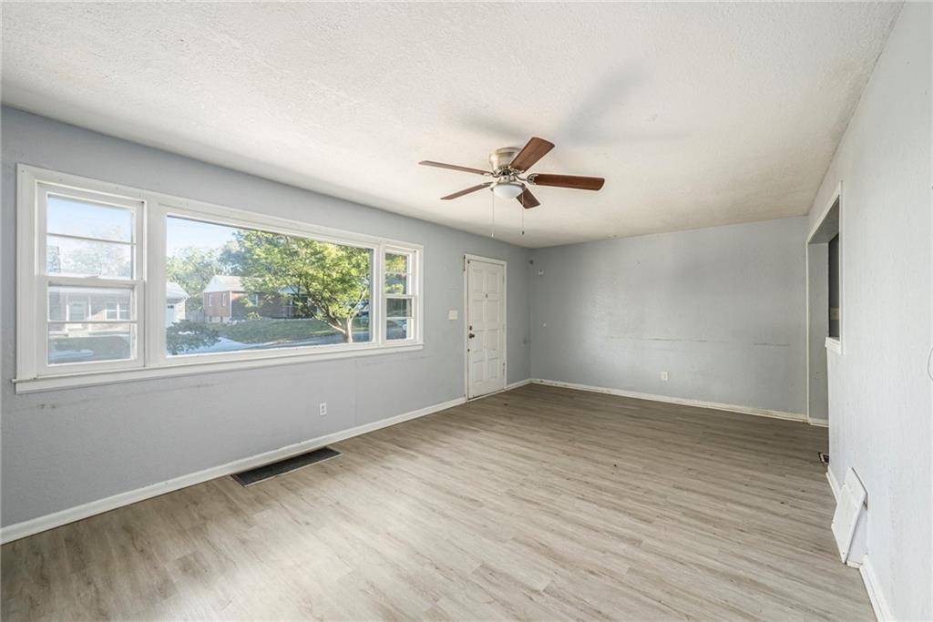 Independence, MO 64052,9613 E 25th TER #S