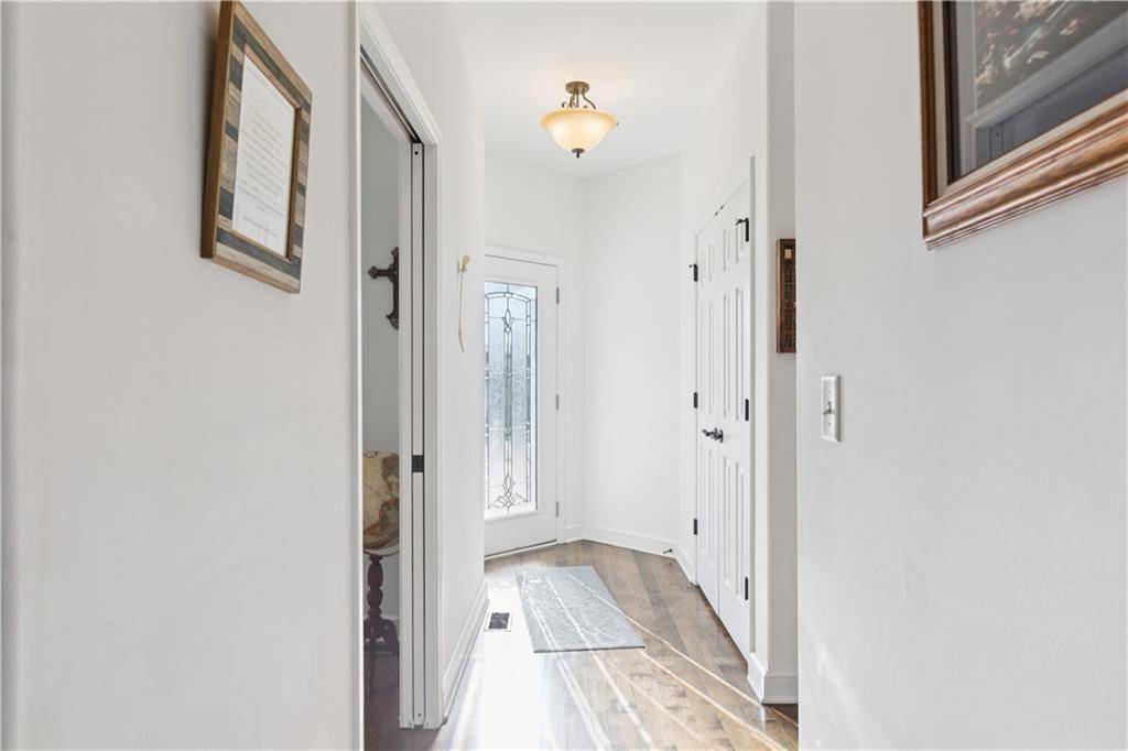 Kearney, MO 64060,610 E Porter Ridge CT