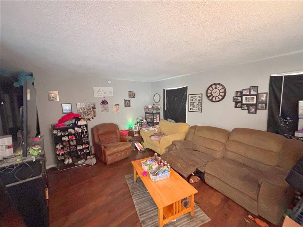 Lawrence, KS 66046,1730 W 27th TER