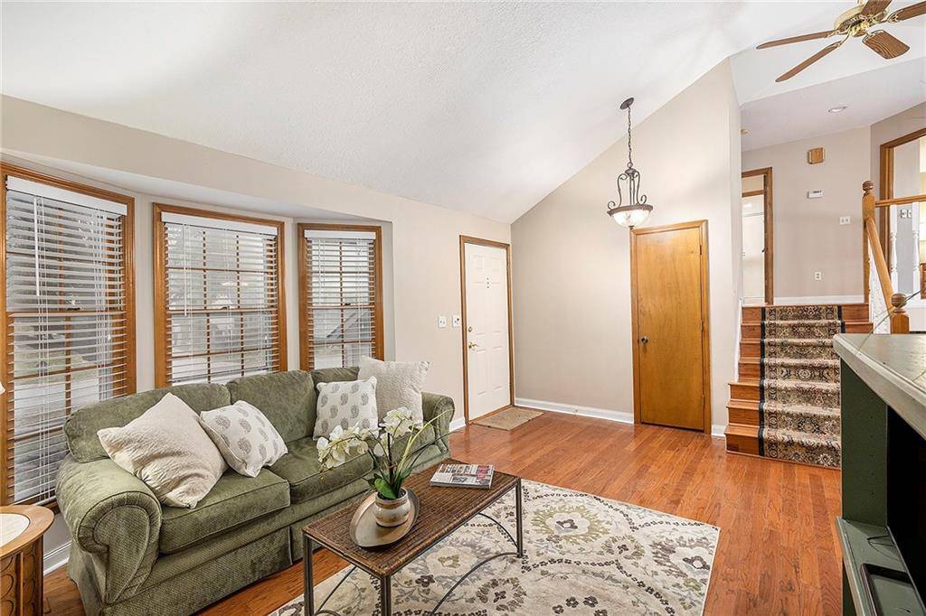 Olathe, KS 66062,12537 S Brougham DR