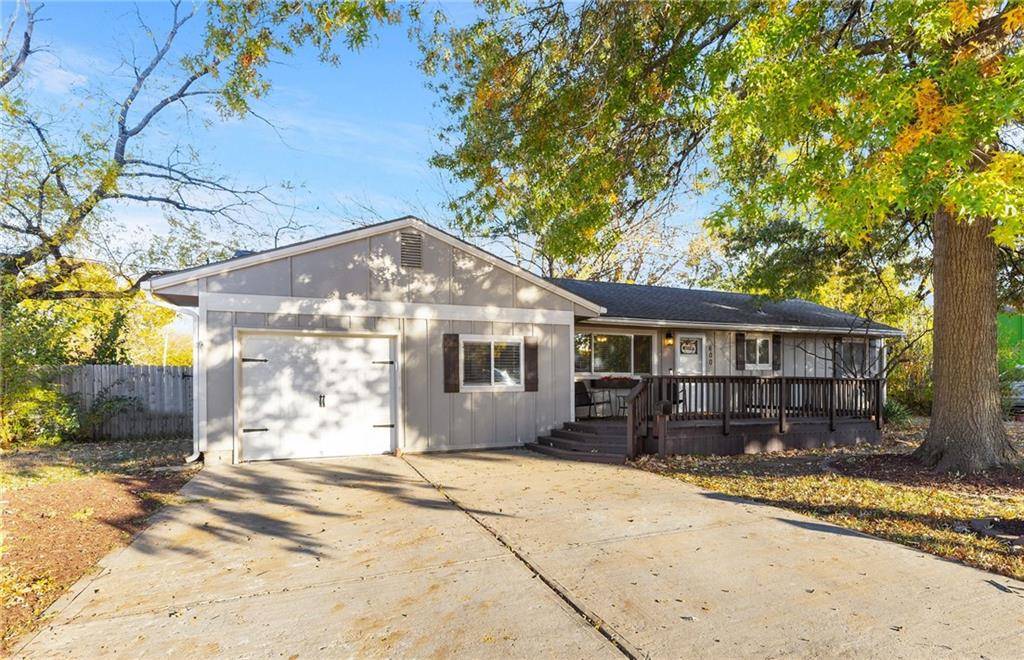 Olathe, KS 66061,600 S Lee AVE