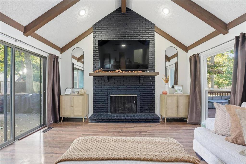 Lenexa, KS 66216,7514 Caenen Lake RD