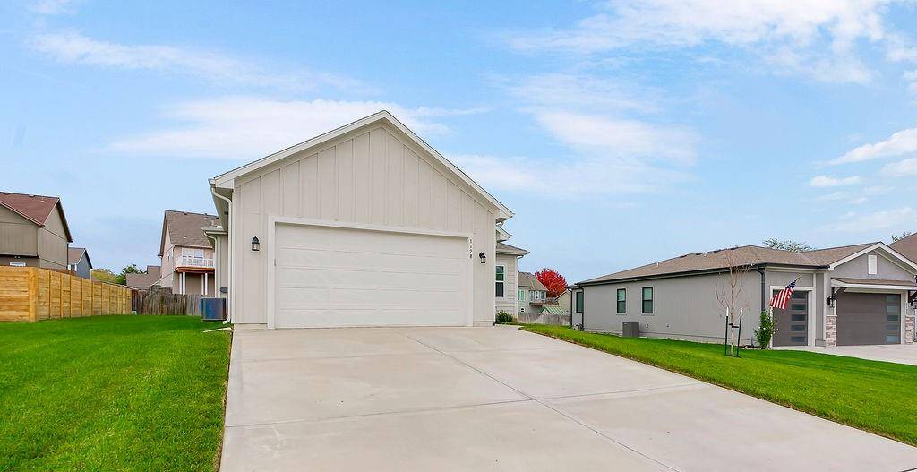 Louisburg, KS 66053,1128 S 12th TER