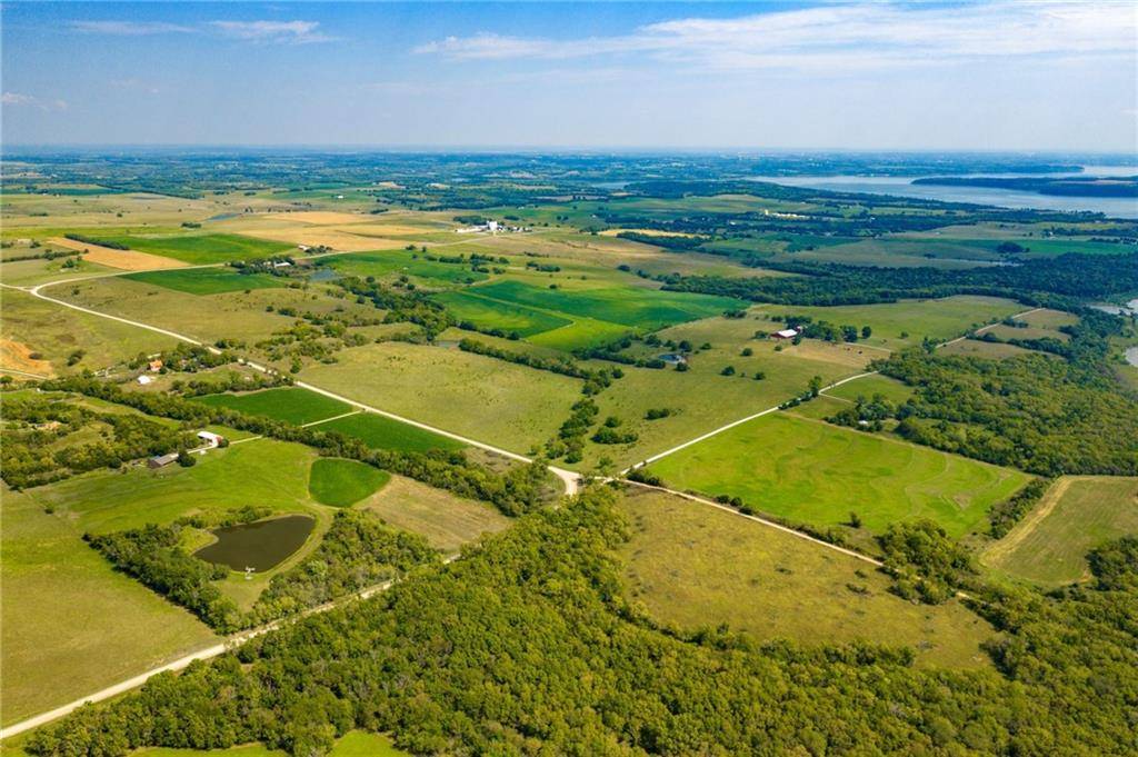 Berryton, KS 66409,134 N 1150 RD