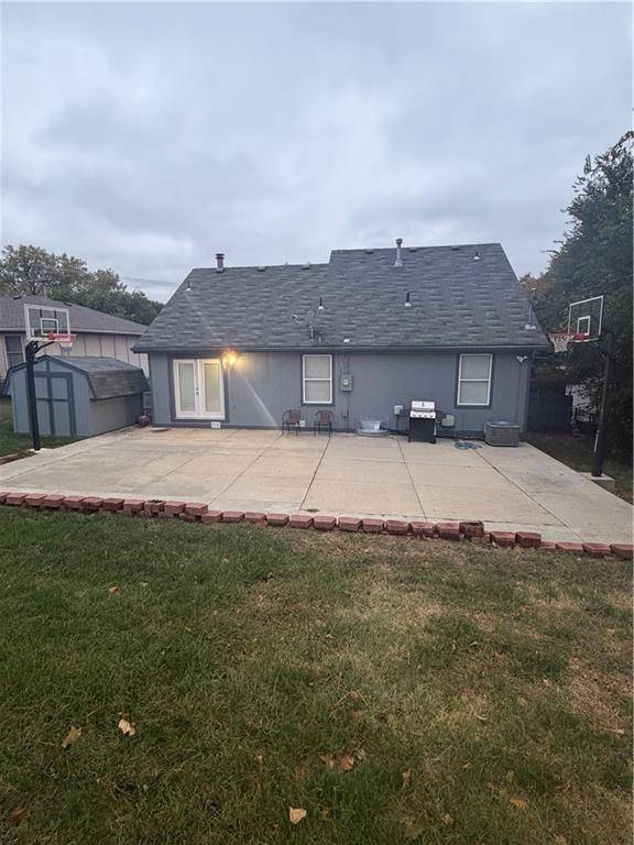 Leavenworth, KS 66048,1613 S 5th ST