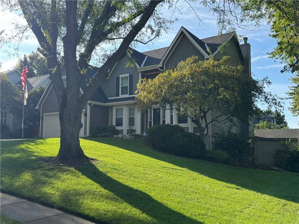 Lansing, KS 66043,401 W Olive ST