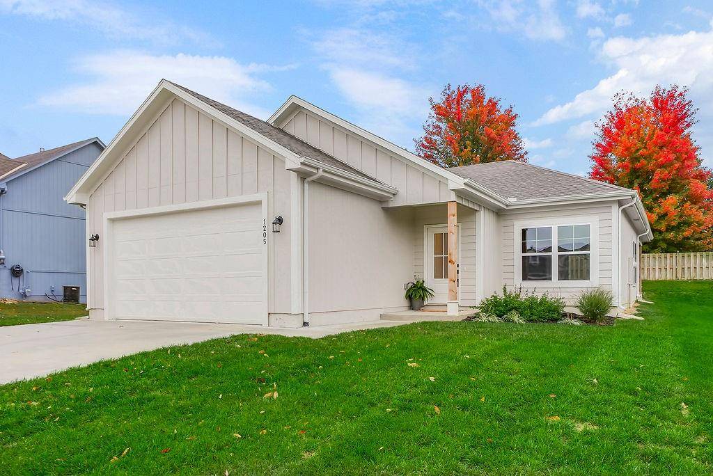 Louisburg, KS 66053,1205 N 4th ST #E