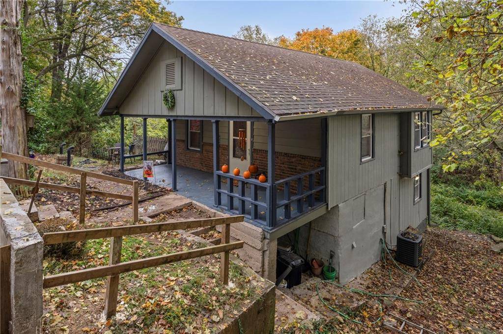 Sugar Creek, MO 64054,11534 Gill ST