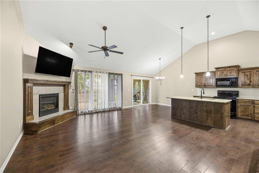 Spring Hill, KS 66083,21660 W Johnson ST