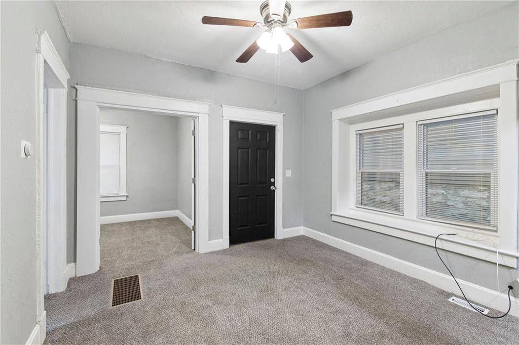 Kansas City, KS 66104,2512 N 12th ST