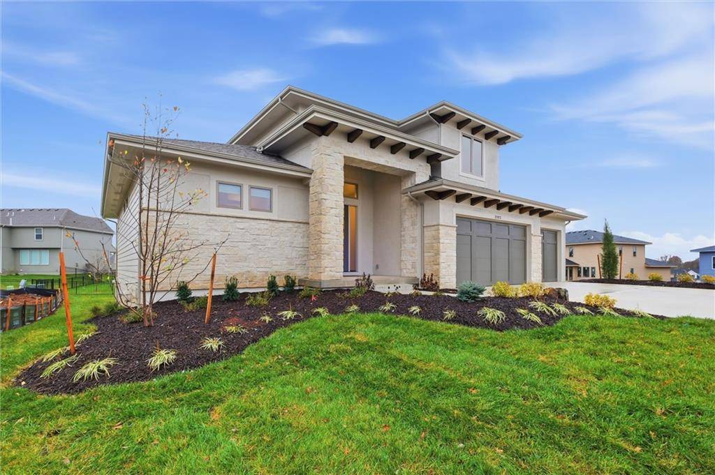 Lenexa, KS 66220,21913 W 99th TER