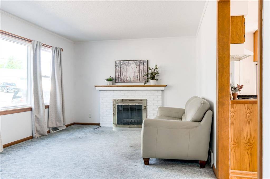 Overland Park, KS 66204,6901 Grandview ST