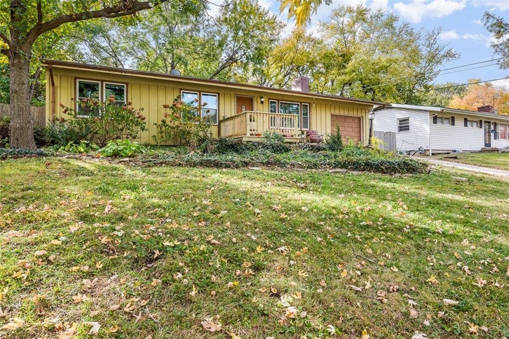 Overland Park, KS 66204,6720 Hadley LN