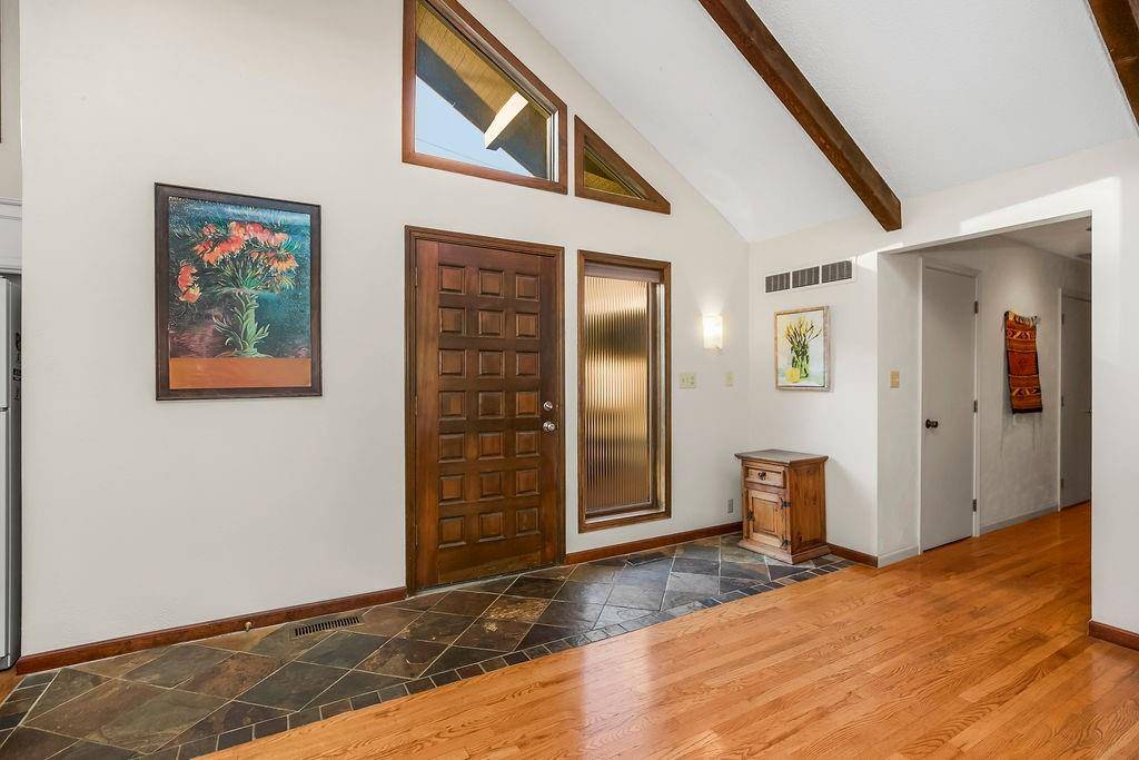 Lake Waukomis, MO 64151,779 SOUTH SHORE DR