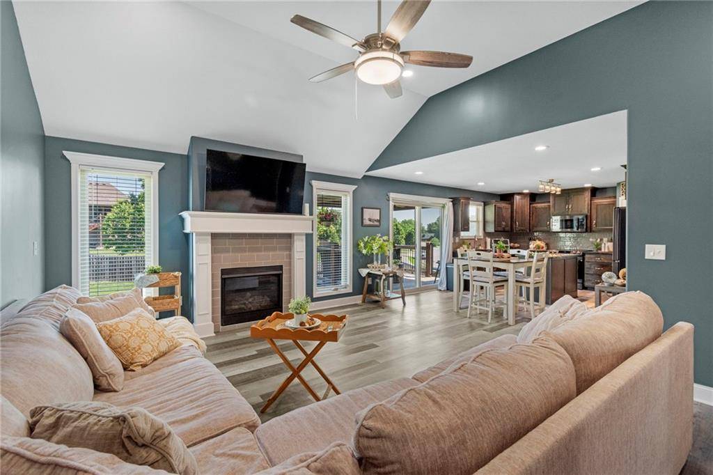 Kearney, MO 64060,730 E 13th CT