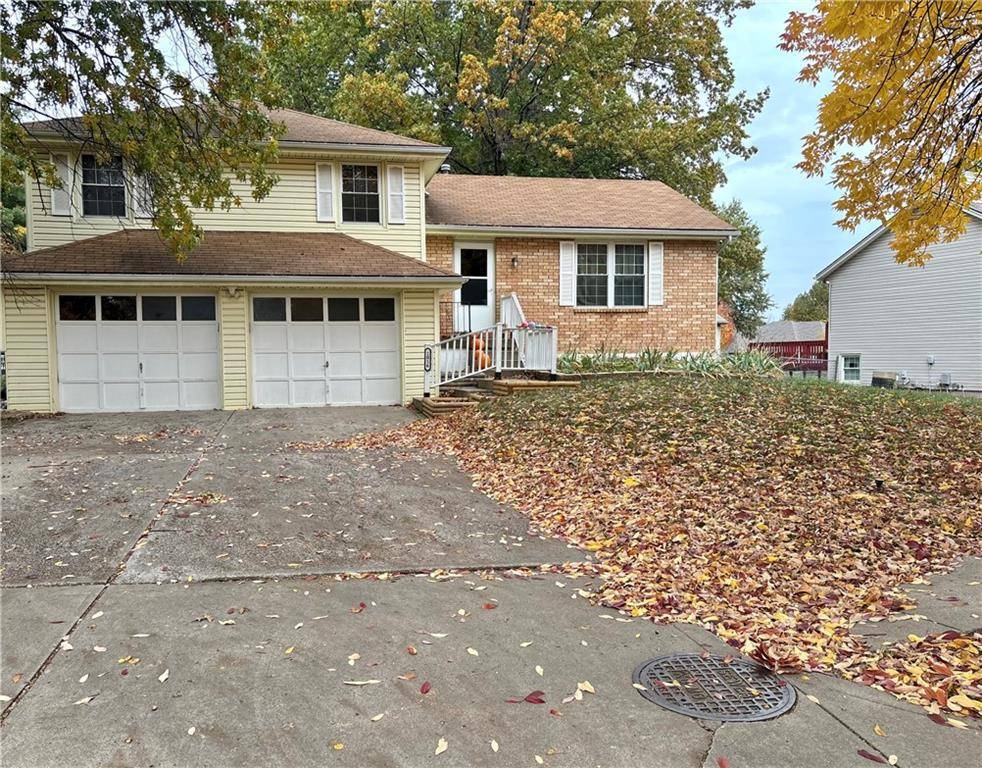 Kansas City, MO 64155,1016 NE 104 TER