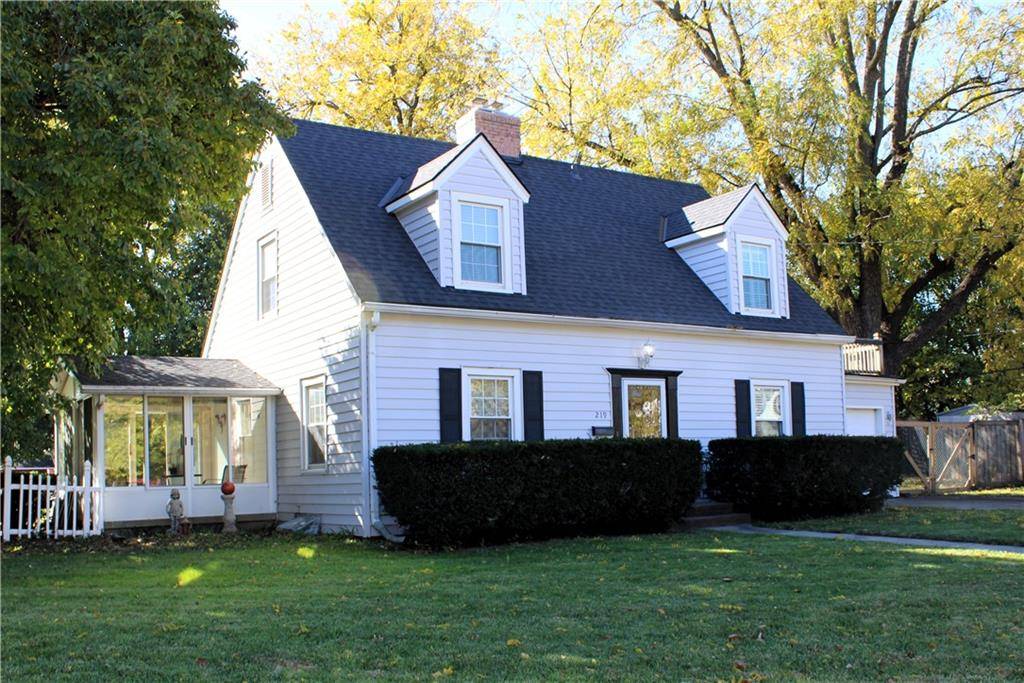 Independence, MO 64050,219 E South AVE