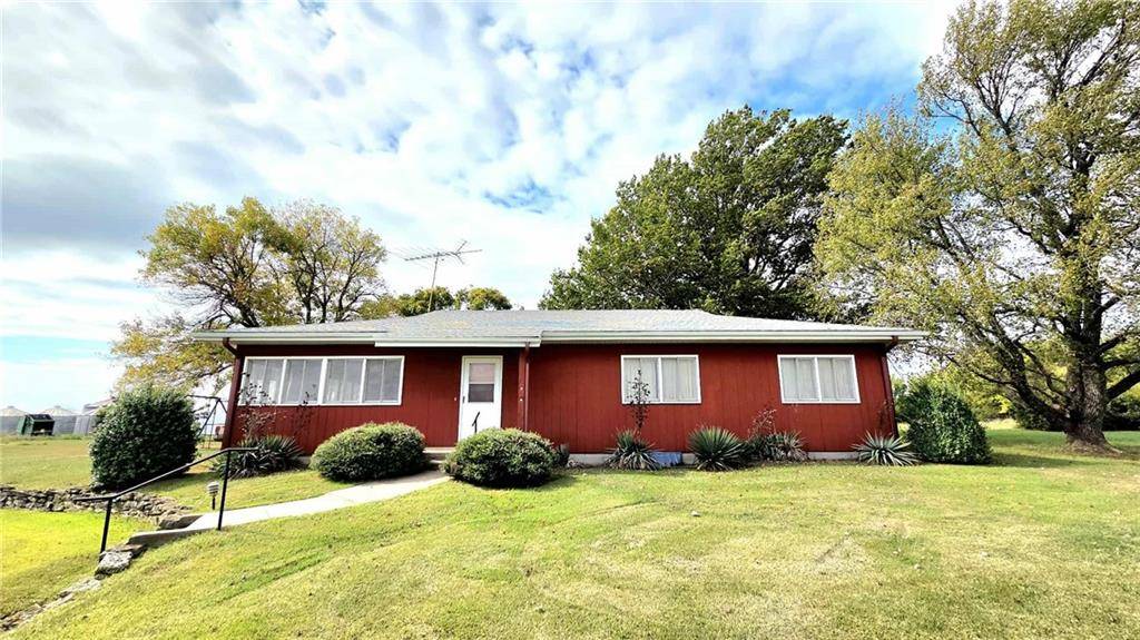 Blue Mound, KS 66010,9940 Arthur RD