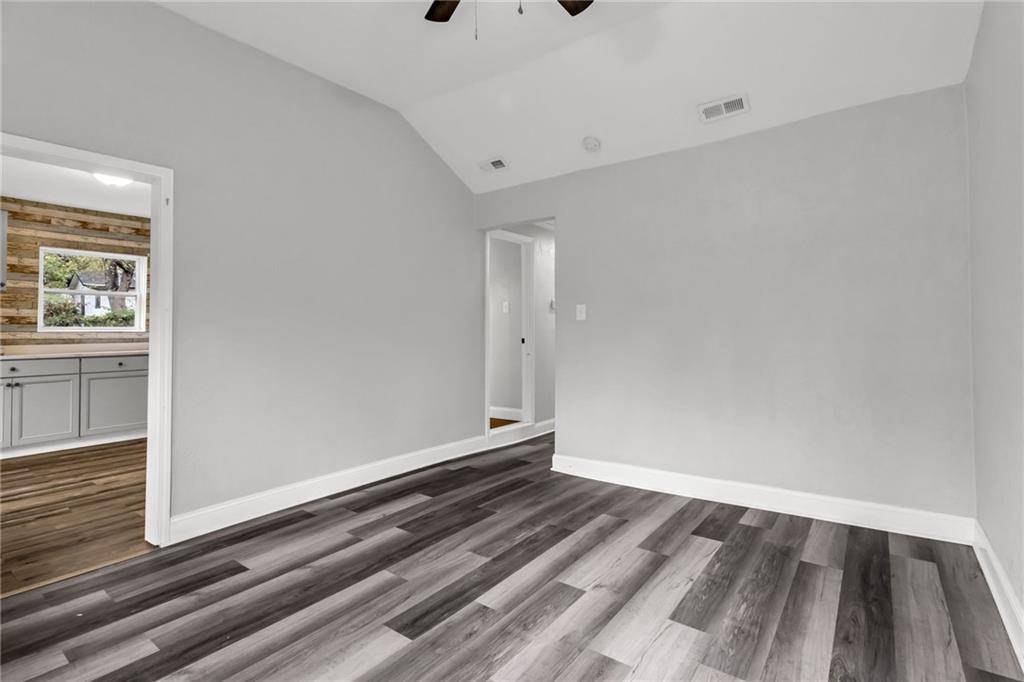 Kansas City, MO 64132,8111 Park AVE