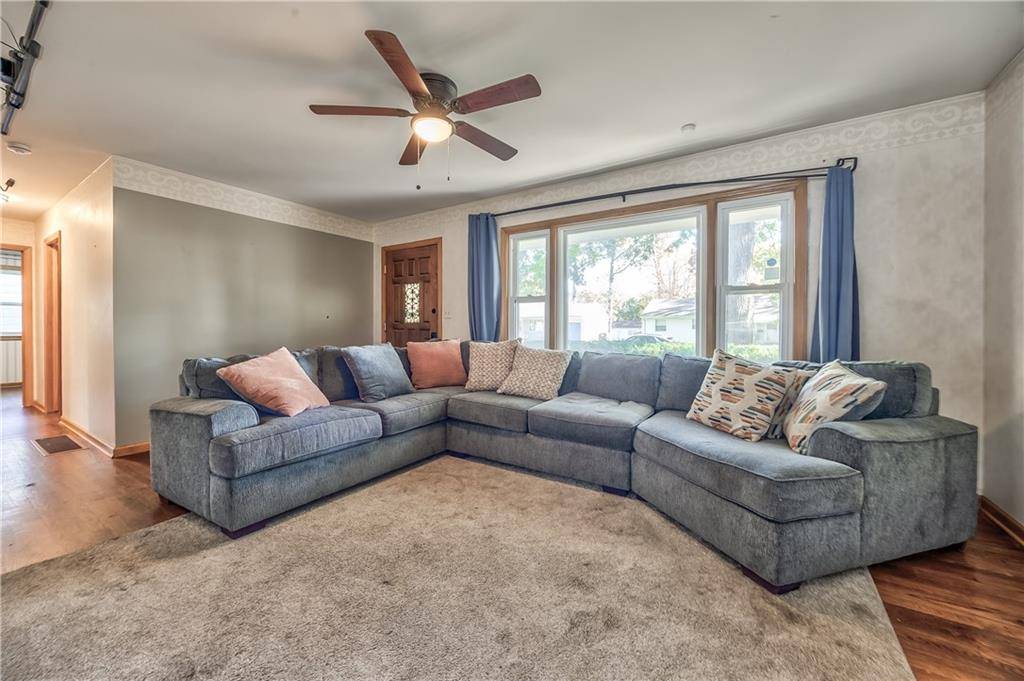 Independence, MO 64055,3606 S Spring ST