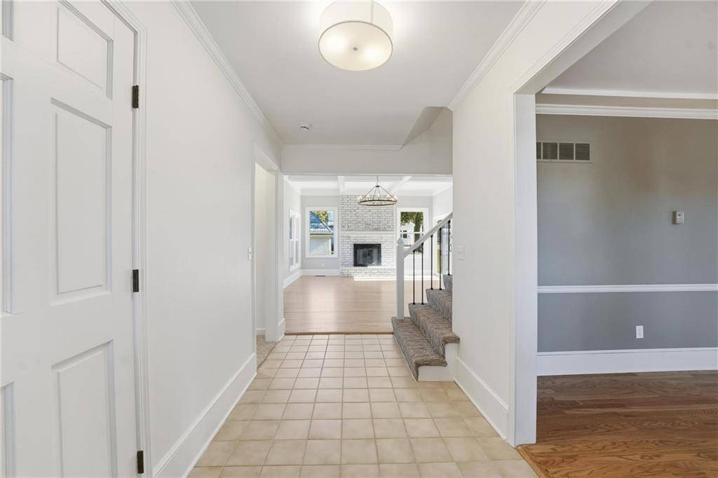 Mission, KS 66202,5735 Riley ST