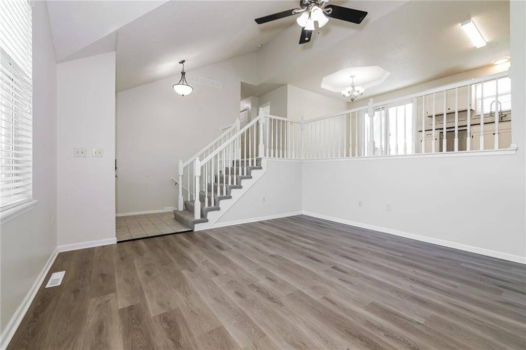 Grain Valley, MO 64029,421 Hamilton LN