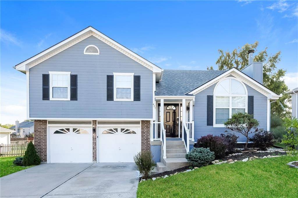 Grain Valley, MO 64029,421 Hamilton LN