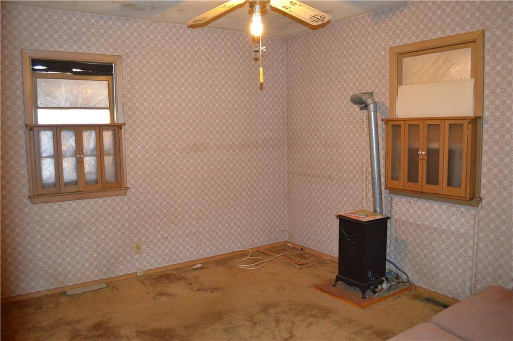 Independence, MO 64055,3936 S Pleasant ST #S