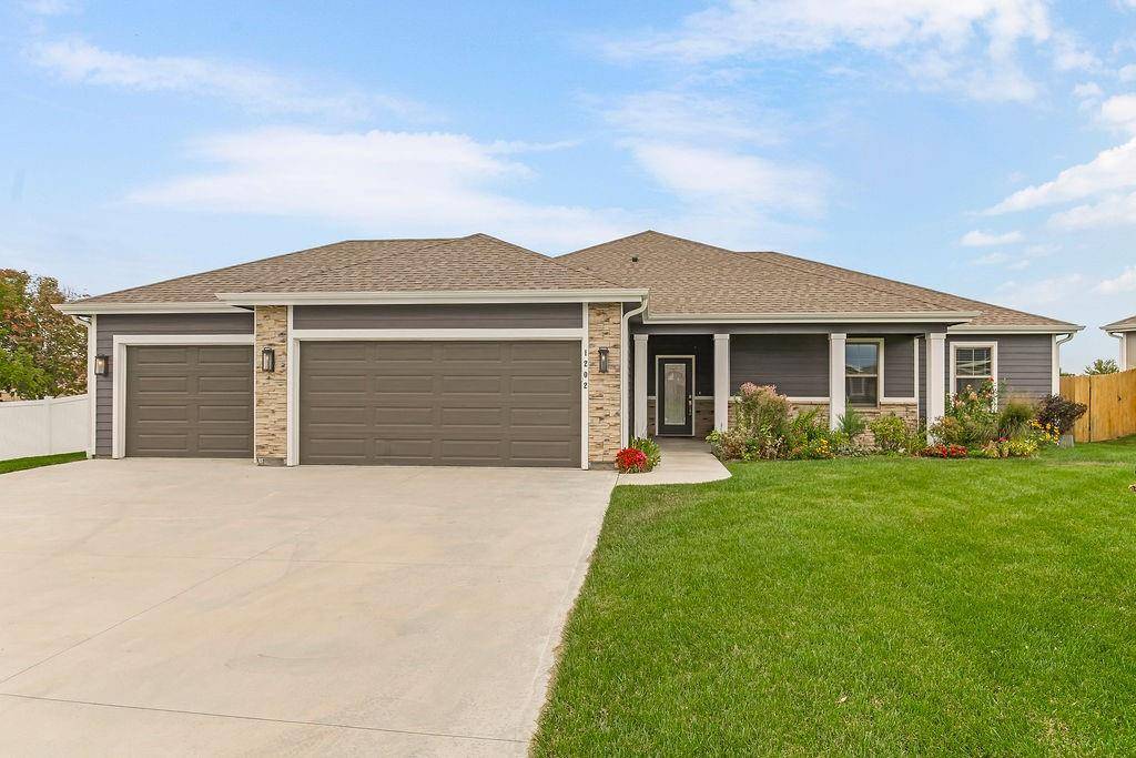 Lawrence, KS 66049,1202 Little Knife DR