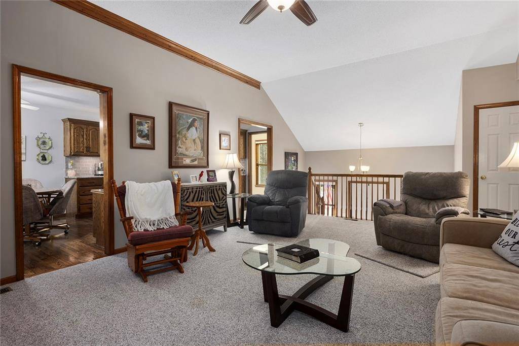 Kansas City, MO 64152,8302 77th TER