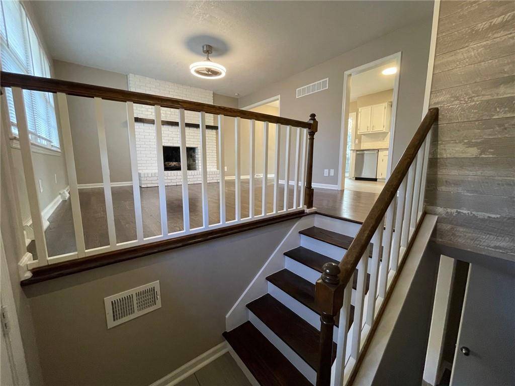 Kansas City, MO 64152,6921 NW 79TH ST