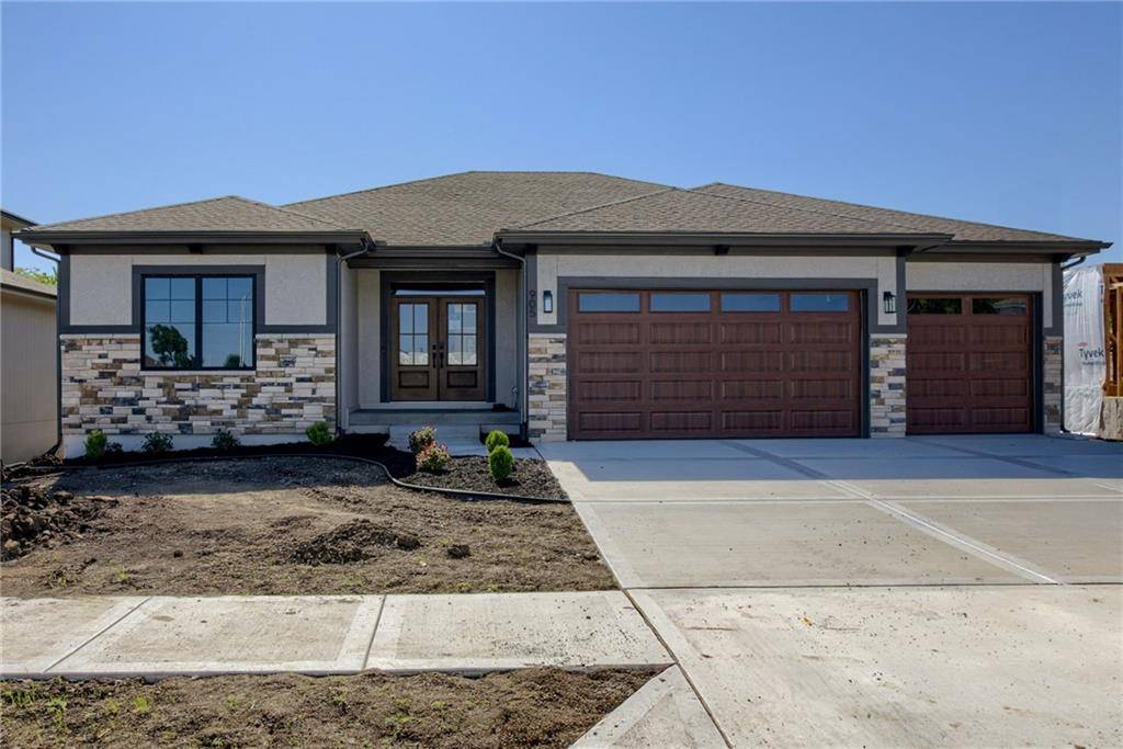 Raymore, MO 64083,827 Reed DR