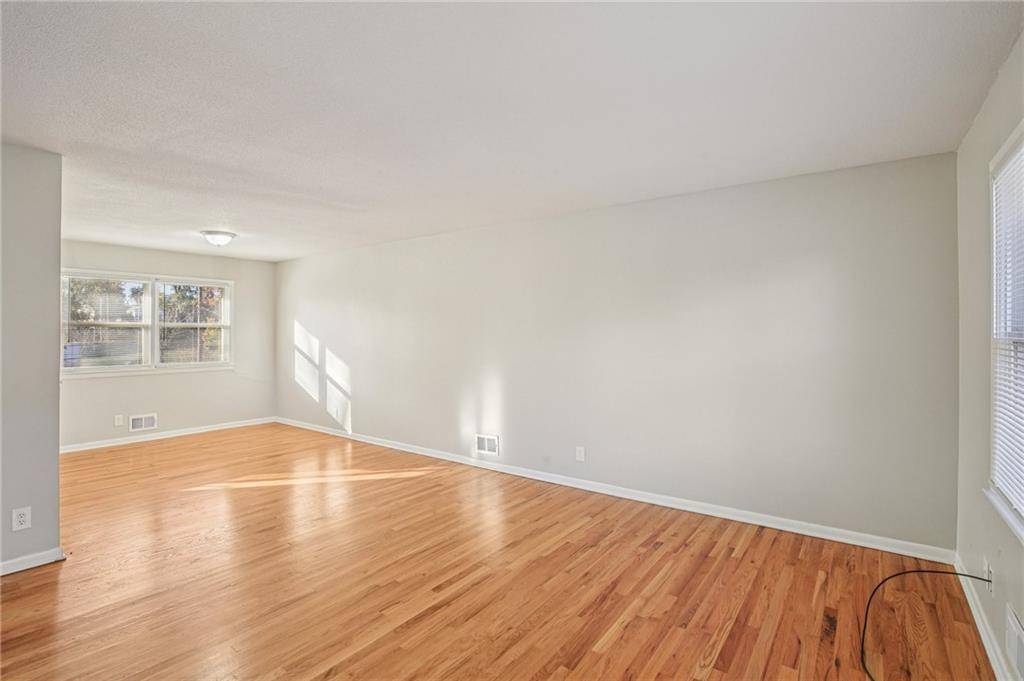 Independence, MO 64055,15415 E 41st ST