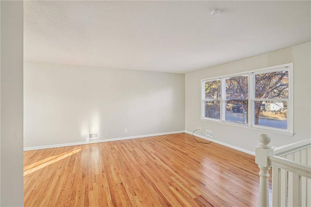 Independence, MO 64055,15415 E 41st ST