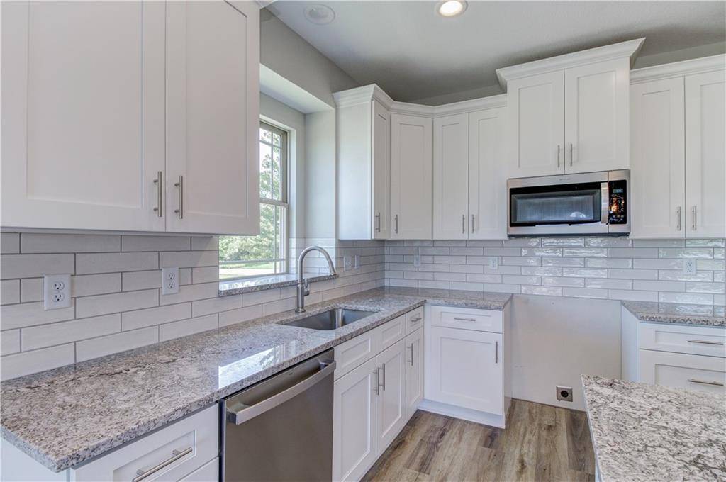 Kansas City, KS 66112,1828 N 92nd TER