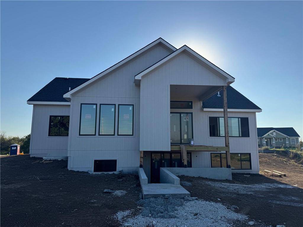 Greenwood, MO 64034,2 Red Fox CIR