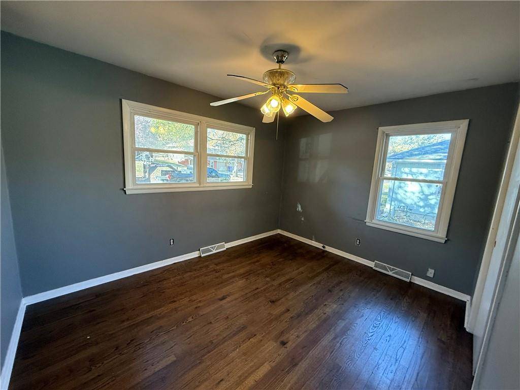 Raytown, MO 64133,7317 Hedges AVE