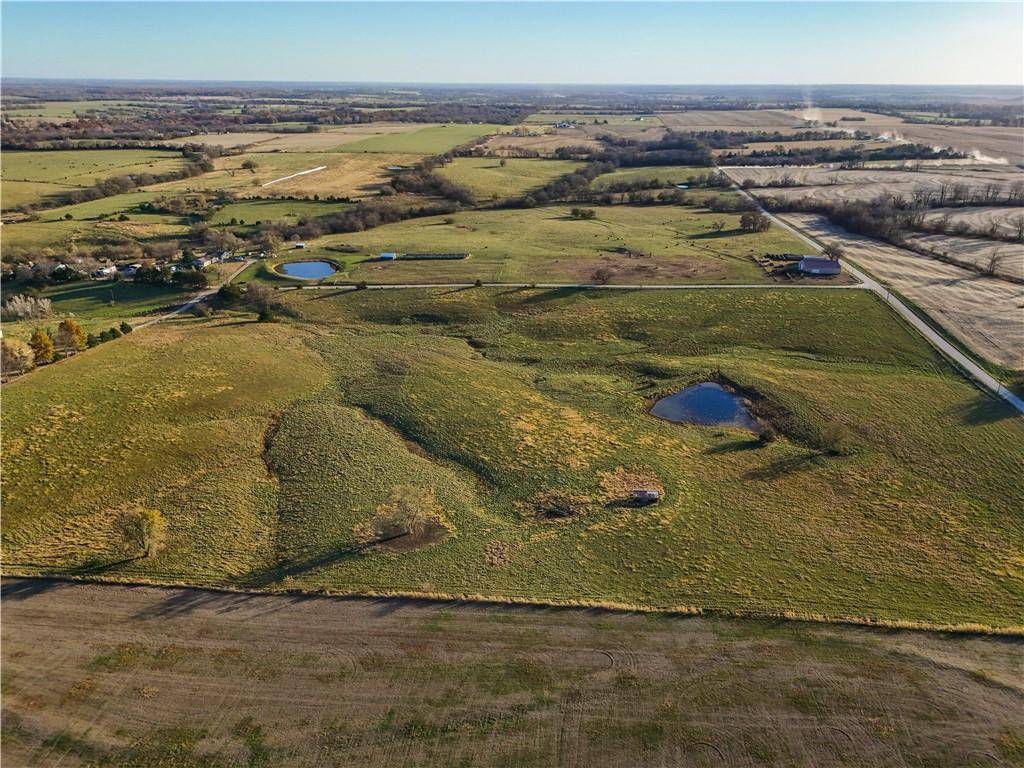 Leeton, MO 64761,TRACT A SE 401st RD