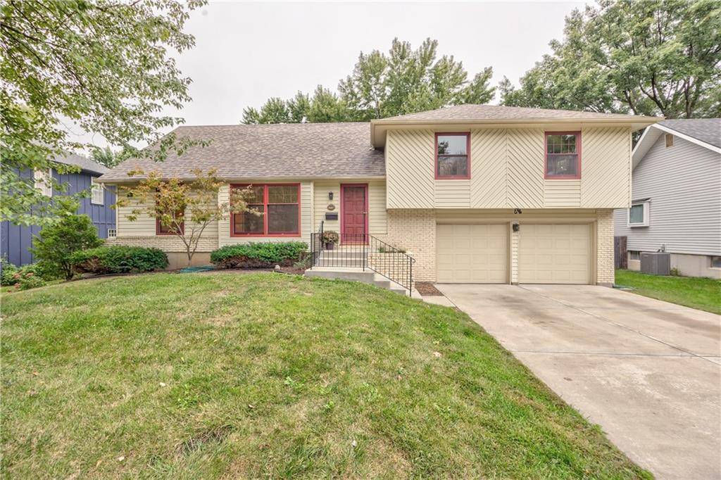 Overland Park, KS 66212,9712 Craig DR