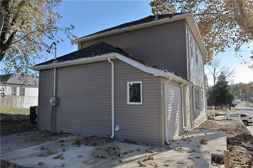 St Joseph, MO 64501,1201 Powell ST