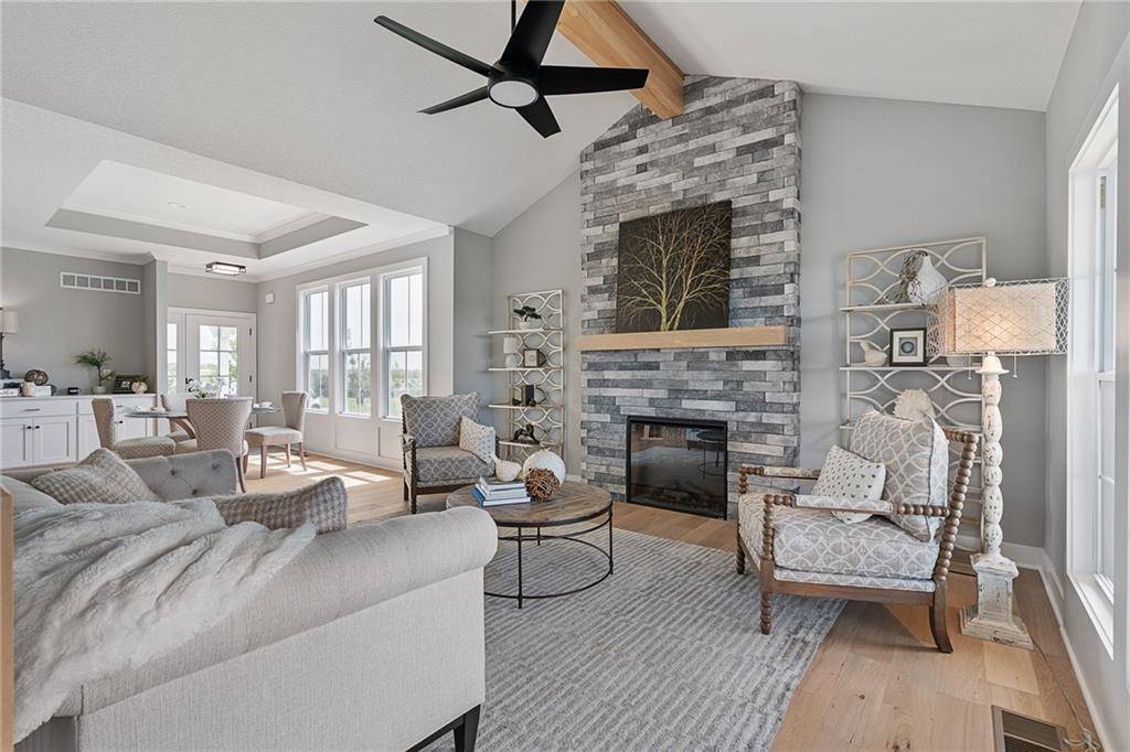 Lenexa, KS 66220,8214 Aurora ST