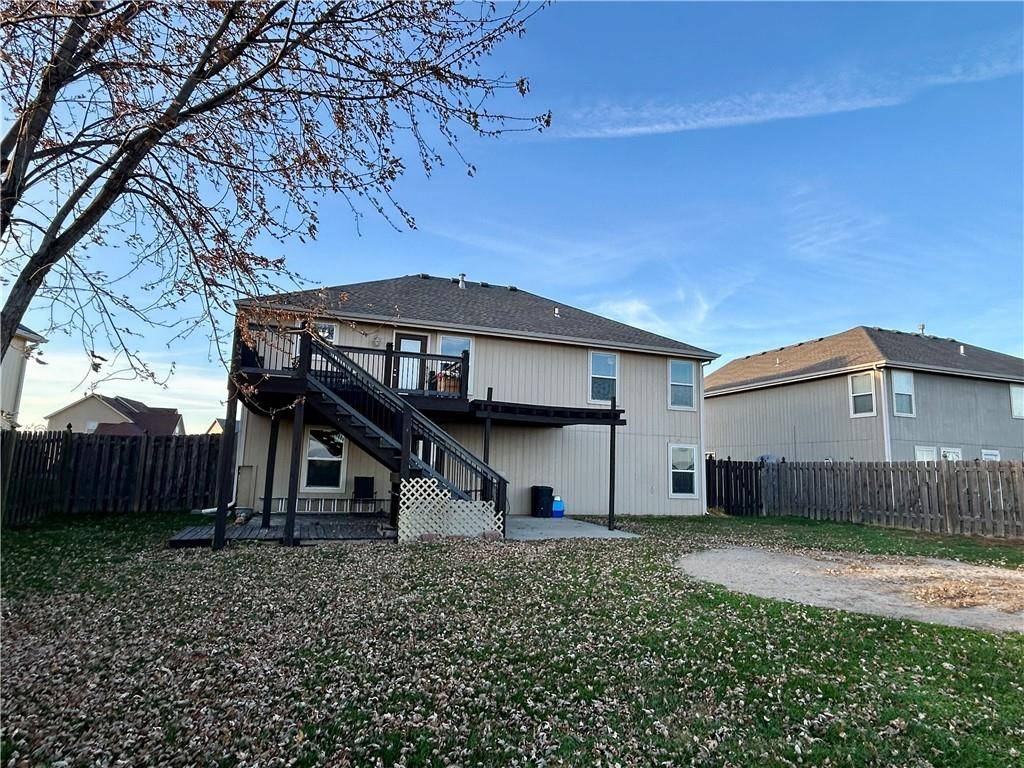 Leavenworth, KS 66048,4913 S 22nd ST