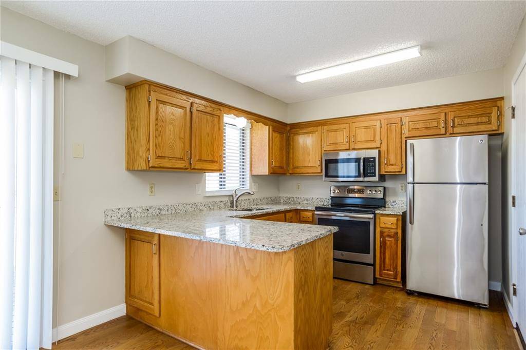 Belton, MO 64012,618 W Sunrise DR