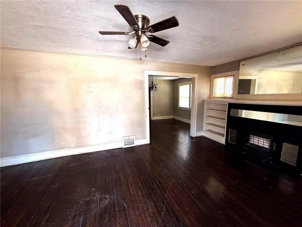 Kansas City, MO 64132,2401 E 68th TER