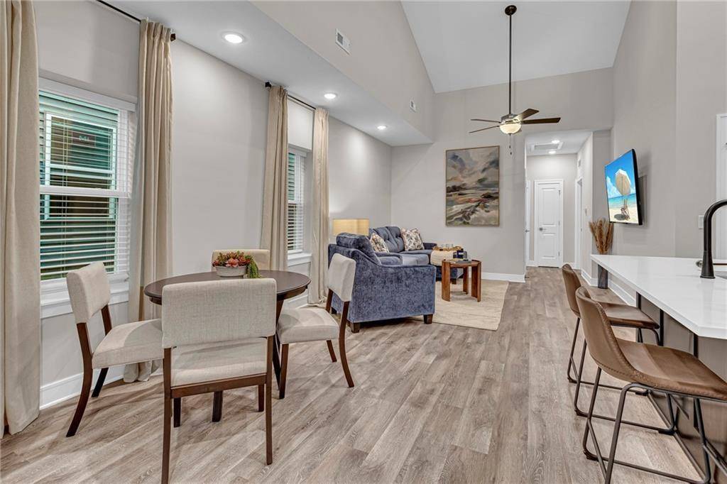 Raytown, MO 64133,5824 Hunter CT