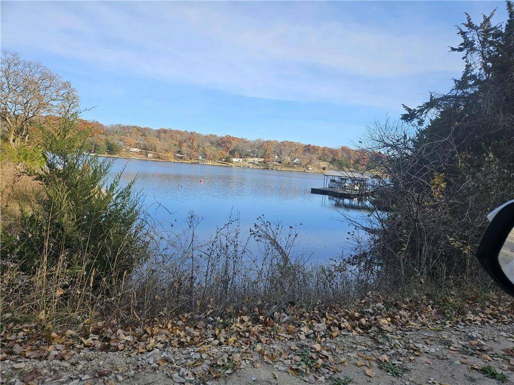 Mapleton, KS 66754,83 Ash DR