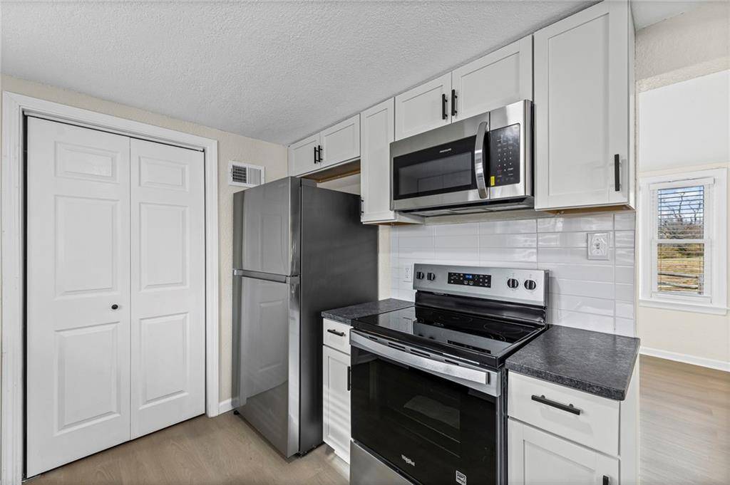 Shawnee, KS 66216,13305 W 51ST ST